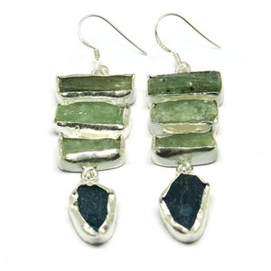 Pendientes de Plata de Ley 925 con Apatita Azul Neón y Prehnita, Estilo Bohemio, Certificados por Terceros - Product Image 1