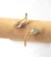Ensemble de bracelets joncs plaqués or multi-pierres argentées pour femme avec pierres précieuses et diamants – Cadeau idéal pour fêtes et mariages