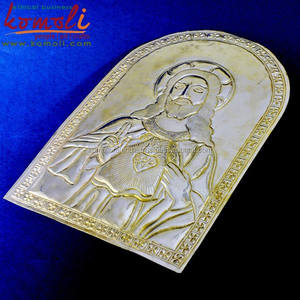 Escultura de Jesús en Latón, Arte Metálico Martillado, Arte Religioso Tridimensional de Jesucristo para Decoración del Hogar, Iglesia y Espiritual - Product Image 2