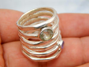 Anillo de Boda Clásico Preety de Plata de Ley 925 con Gema de Cuarzo Amatista para Mujer - Product Image 3