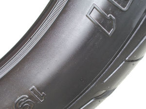 ชุดน้ำยาเคลือบรถยนต์น้ำยาเคลือบเงายางรถยนต์400มล. ป้องกันยางรถยนต์ - Product Image 3