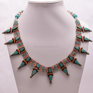 Joyería de collar de piedras preciosas de coral turquesa natural, collar de piedras preciosas antiguas nepalí de plata tibetana, exportador de joyería de plata fina - Product Image 1