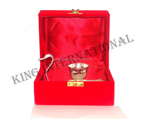 Frutero de cristal de bronce real de lujo, decoración única para el hogar para Diwali y regalos de Navidad, Metal ecológico con detalles en latón - Product Image 4