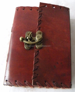 Cuaderno con cubierta de cuero Vintage hecho a mano al por mayor puntada lateral con cerradura gran oferta Tapa dura estilo antiguo a la moda - Product Image 1