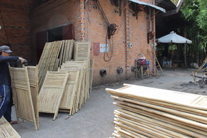 บันไดไม้ไผ่ธรรมชาติจากเวียดนาม - ราคาถูกที่สุด บันไดไม้ไผ่ทรงทันสมัย โครงสร้างแข็งแรง ใช้เป็นชั้นวางของหรือเก้าอี้สำหรับอพาร์ทเมนต์ - Product Image 3