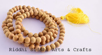 Vente en gros de perles bouddhistes rondes en bois de santal naturel chapelet hindou avec perles de couleur bois rouge