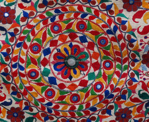 Venta al por mayor Vintage bordado a mano tapiz gitano Kutch colgando de la pared - Product Image 2