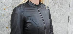 Fabricant de vestes en cuir pour femmes de qualité supérieure Style motard Vêtements d'extérieur pour femmes à la mode pour une utilisation décontractée et en toute saison - Product Image 2