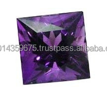 
 
 
 พลอยอะมีทิสต์สีม่วงธรรมชาติจากแอฟริกา พร้อมใบรับรองการประเมินจากบุคคลที่สาม - รูปทรงผสมหลากหลายแบบ ขัดเงา สามารถปรับแต่งได้ - Product Image 4