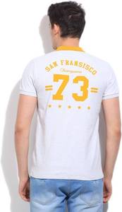 เสื้อยืดผู้ชายแบบเรียบ ผ้าฝ้าย 100% คอเสื้อตัดสี ลายพิมพ์รูปภาพ ผ้าปิเก้ ซักแบบ Bio-Washed แขนสั้น - Product Image 4