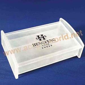 Caja de pañuelos de acrílico rojo, alto pulido, estante para servilletas - Product Image 6