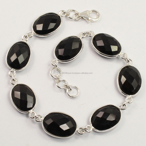 Bracelet attrayant en onyx noir 925 pierres précieuses en argent sterling Bracelet de lunette de conception simple cadeau personnalisé pour ses bijoux fins - Product Image 1