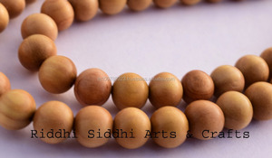 <b>Old</b> Sandalwood Beads for Hindu Religious Prayers Traditional Wooden Beads - Product Image 5