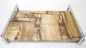 Plateau en agate marbrée fait main, plateau de service décoratif en pierre avec poignées métalliques à bord doré pour la décoration de la maison, table basse et salle à manger - Product Image 6