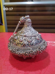 DD16 Vivid Ladies High Quality Handmade Clutch Gold Silver <b>Metal</b> <b>Beaded</b> Stone Work Stylish Flap Closure Bridal Evening Party Use - Product Image 2