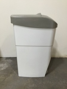Lady Sanitary <b>Waste</b> <b>Bin</b> SP 1800 Induction Type Eco-Friendly Standing Structure <b>Plastic</b> Material - Product Image 2