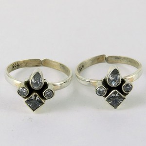 Beautiful Gemstone White CZ 925 <b>Sterling</b> <b>Silver</b> <b>Toe</b> <b>Rings</b> Gemstone <b>Silver</b> Jewelry Handmade <b>Silver</b> Jewelry - Product Image 3