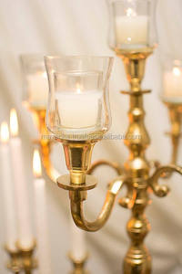 Candelabros de 5 brazos de latón dorado hechos a mano con tazas de vidrio decoradas votivas boda ceremonia decoración centro de mesa - Product Image 2