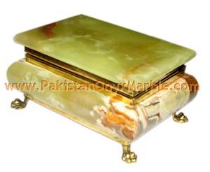 Boîtes rectangulaires en onyx poli, bijoux en pierre naturelle, décoration d'intérieur avec motif de style amour, artisanat en pierre fait à la main - Product Image 1