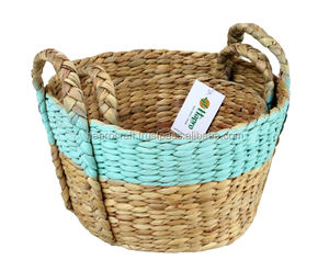 Panier rond en jacinthe d'eau avec poignée, coloré et de haute qualité - Product Image 1