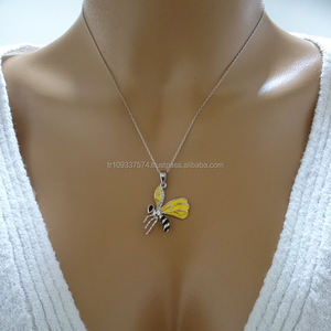 Collier pendentif abeille en or jaune massif 14 carats fête de mariage fiançailles anniversaire numéro forme/motif chaîne breloque cadeau parfait - Product Image 2
