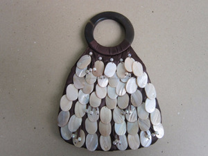 Beautiful mother of pearl handbag for women price from Vietnam manufacturer - Product Image 4