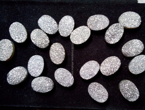 หินธรรมชาติทรงรีทรงรีทรงแบนดรูซี่สีเงินแบบหลวม - Product Image 3