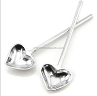 Ensemble de couverts en aluminium argenté écologique de qualité supérieure, 2 pièces, forme de cœur, couverts modernes pour dessert, café, thé, fruits, dîner, fête