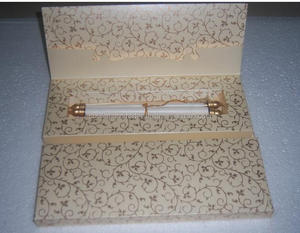 Caja de desplazamiento impresa personalizada para celebraciones de quinceañera, invitaciones en marfil, desplazamiento en caja para celebraciones de quinceañera, desplazamiento - Product Image 1