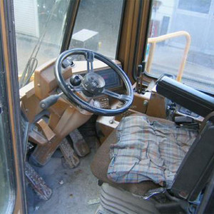 Cargadora de ruedas oruga usada 950F - Product Image 5