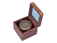 Boussole de sauvetage vintage en laiton antique avec boîte en bois de rose, décoration artisanale pour la maison par Calvin Handicraft