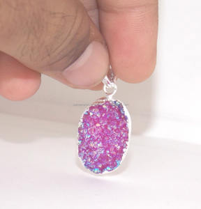 Colgante de lujo hecho a mano con una sola fianza, piedra preciosa Druzy Rosa Natural, forma ovalada, plata esterlina, latón, Plata galvanizada chapada - Product Image 2