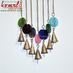 ชุดหัวใจโลหะสีทองแบบเรียบง่าย 6 ชิ้น พร้อมลูกปัดแก้วและกระดิ่ง ของตกแต่งแขวนทำมือสำหรับลานบ้าน สวน หรือบ้านสไตล์โบฮีเมียน - Product Image 3