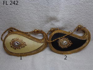 กระเป๋าคลัทช์งานแต่งงานสำหรับผู้หญิง FL242 สีสันสดใส ทำด้วยมือจากผ้าฝ้าย/ปอกระเจา สไตล์อินเดีย สำหรับงานปาร์ตี้ ดีไซน์คลาสสิก ซื้อออนไลน์ในอินเดีย - Product Image 5