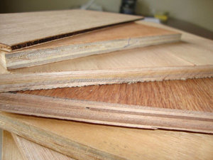 Contrachapado Multicapa de Alta Calidad de 18 mm, Estándar de Emisión E2, Uso en Exteriores, Grado Tercero, 1220x2440 mm, Mejor Precio - Product Image 3