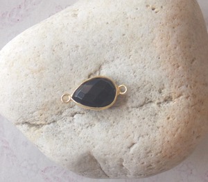 Conector de bisel hecho a mano chapado en oro de Plata de Ley 925, fianza Individual Doble, piedra preciosa de ónix negro Natural, piedra preciosa de corte de pera, ónix - Product Image 1