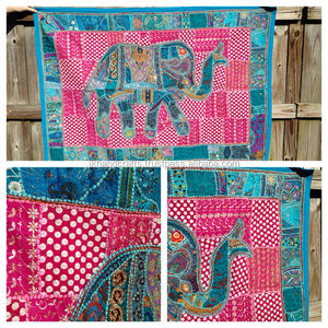 Tapisserie d'éléphant patchwork vintage Tenture murale patchwork brodé indien - Product Image 3