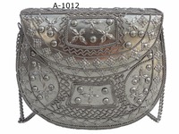 Sac à main pochette vintage fait main en laiton indien A1011, motif mosaïque corail, capacité 1-1,9 L, doublure acrylique, à rabat – Nouveauté très prisée