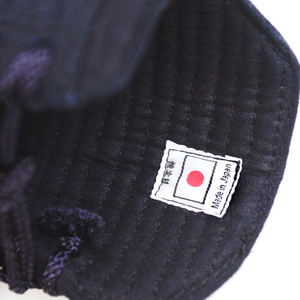 Mokkei : Bogu Kote de Kendo entièrement fait à la main et traditionnel avec indigo japonais, fabriqué au Japon - Product Image 2