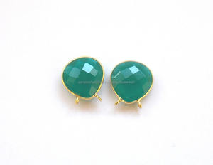 Conector de bisel hecho a mano de piedras preciosas de ónix verde con corte de corazón de plata de ley 925 para fabricación de joyas chapado en oro - Product Image 1