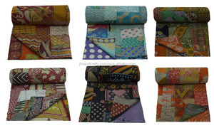 Queen Size Vintage Kantha Blanket Réversible Patchwork Quilt - Product Image 4