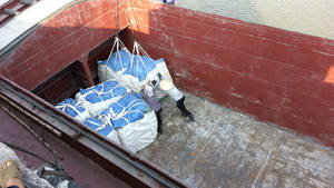 Ciment Portland vietnamien de haute qualité mélangé au silicate caractéristique étendue Prix compétitif par tonne pour la construction prix le moins cher - Product Image 5