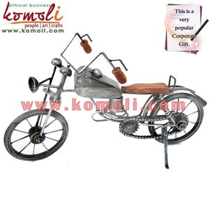 โมเดลรถจักรยานยนต์ตกแต่ง ของตกแต่งโลหะขนาดเล็ก - Product Image 3
