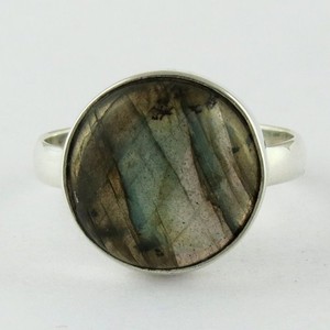 Anillo de Plata de Ley 925 con Diseño exótico de Fuego Azul, redonda labradorita, Plata hecha a mano, venta al por mayor - Product Image 2