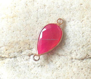 Lunette en calcédoine rose vif 10x12 en forme de poire plaqué or 18 carats à facettes faites à la main pierre de naissance connecteur Boho avec simple et double caution - Product Image 3