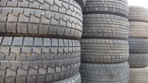 Exportador Japonés de Neumáticos Usados Sólidos para Mayoristas con Entrega Rápida - Product Image 2