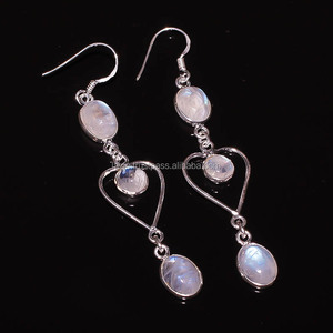 Boucles d'oreilles en argent sterling 925 faites à la main bijoux en pierre de lune arc-en-ciel uniques pour les occasions cadeaux - Product Image 1