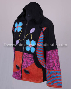 Chaqueta ancha con capucha Bohemia bordada con flores y cremallera de ganchillo - Product Image 4