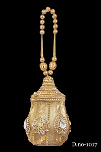 กระเป๋าคลัทช์สำหรับเจ้าสาวสำหรับผู้หญิงกระเป๋าถือลายหินลูกปัดทำจากโลหะปักลาย1015สำหรับช้อปปิ้งตอนเย็นออนไลน์ในอินเดีย - Product Image 3