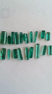 ESMERALDA EN BRUTO DE CALIDAD SUPERIOR - Product Image 4